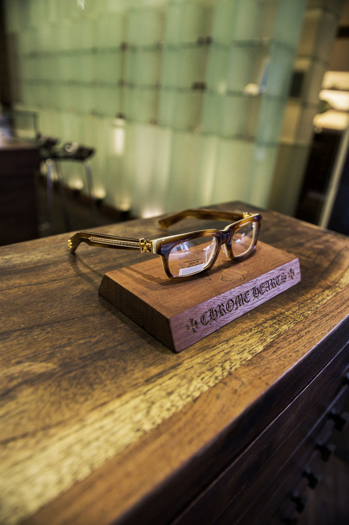 光明分子祝大家金蛇狂舞,幸福高歌.農曆新年店休時間發佈-光明分子.眼鏡