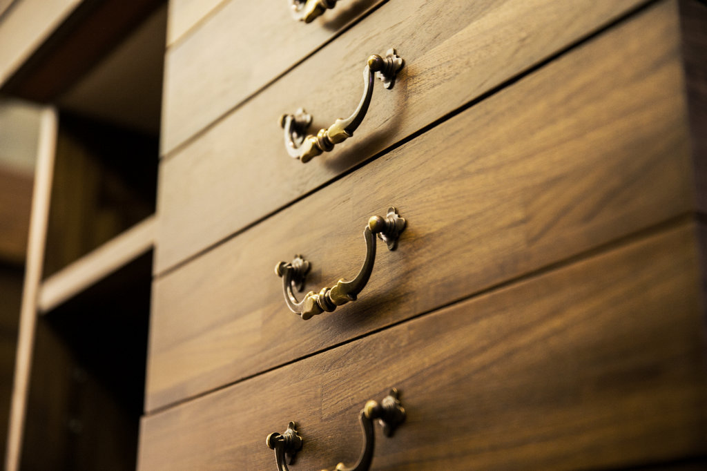 光明分子祝大家金蛇狂舞,幸福高歌.農曆新年店休時間發佈-光明分子.眼鏡