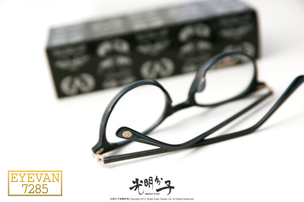 優異作品一脈相承．【EYEVAN 7285】全新日系品牌誕生－光明分子．眼鏡