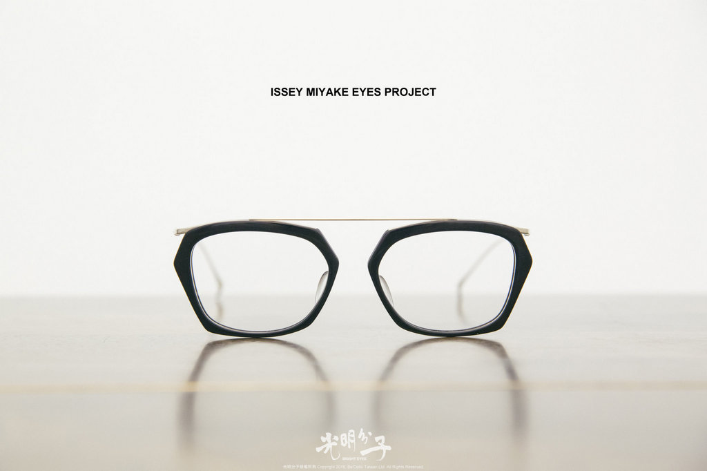 ISSEY MIYAKE × 金子眼鏡聯名系列「BONE」【介紹篇】-光明分子．眼鏡