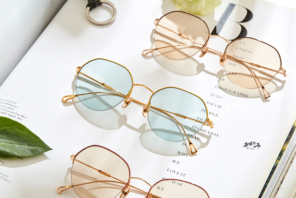 【淡彩時尚風潮來襲】．不可不知的『淡色眼鏡．太陽眼鏡』挑選重點－光明分子．眼鏡