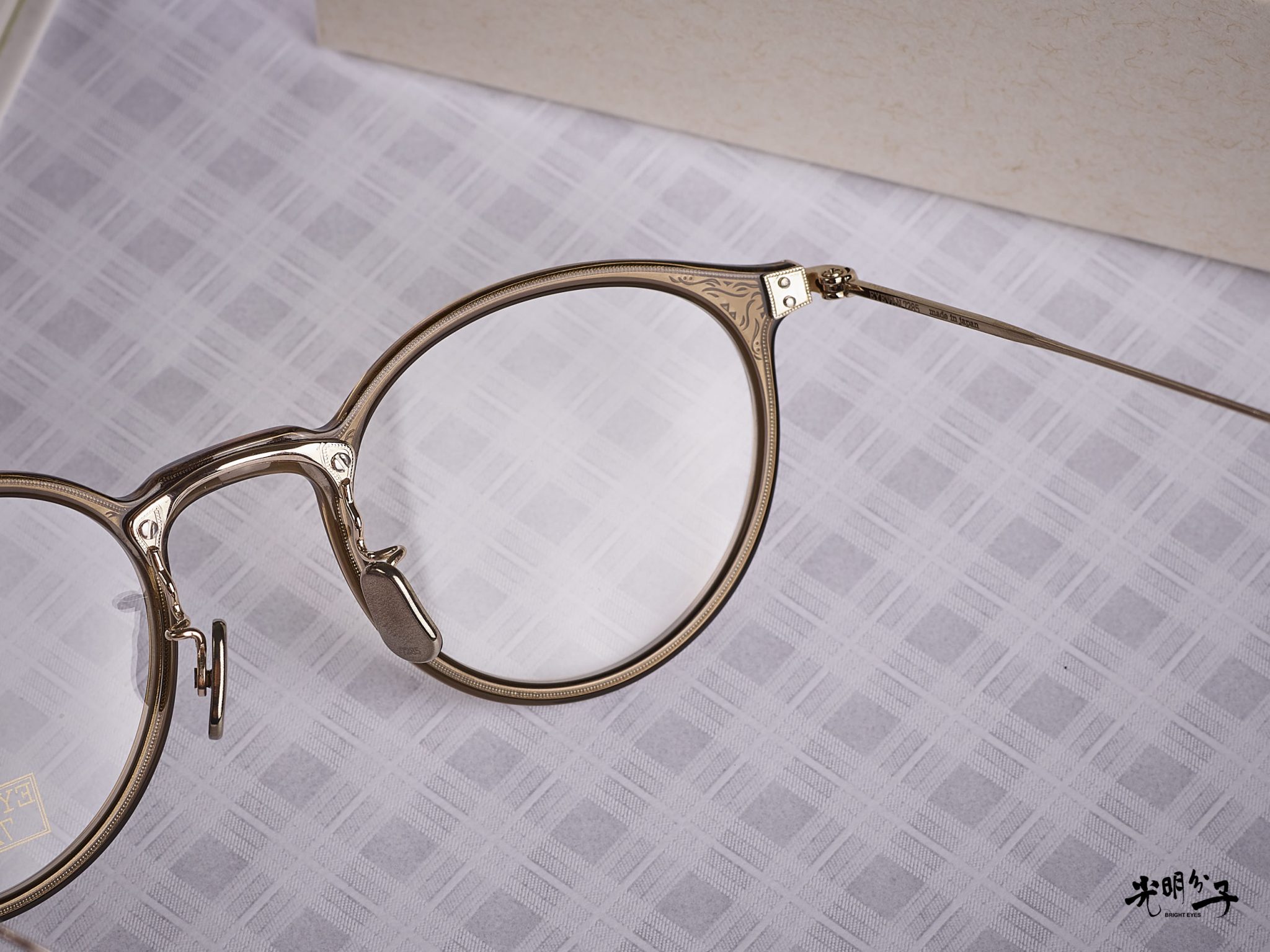 EYEVAN 7285・復古與時尚交織的優雅－光明分子．眼鏡