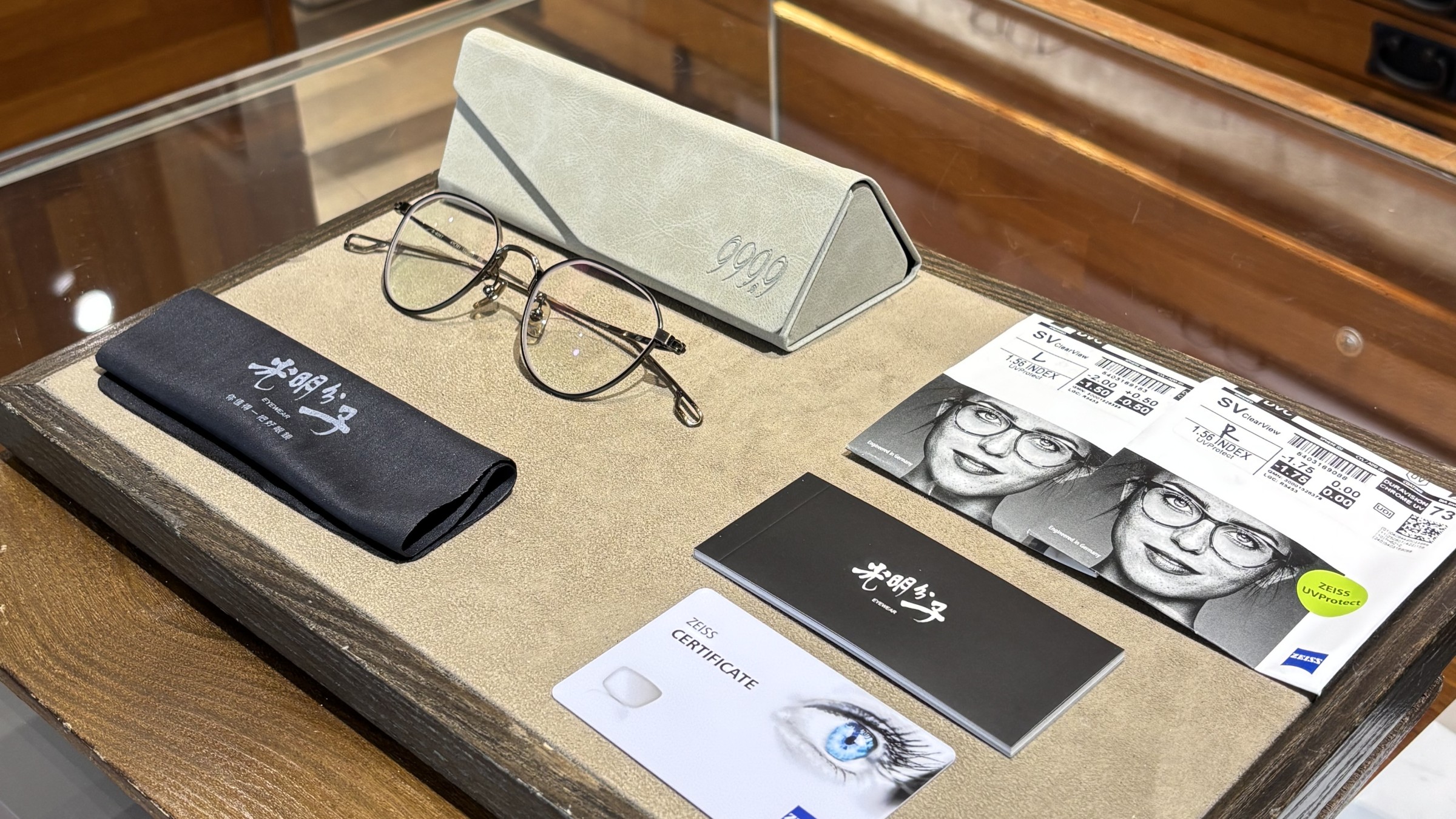 【客戶配鏡經驗分享－真誠的光，藏在細節之中】－光明分子．眼鏡